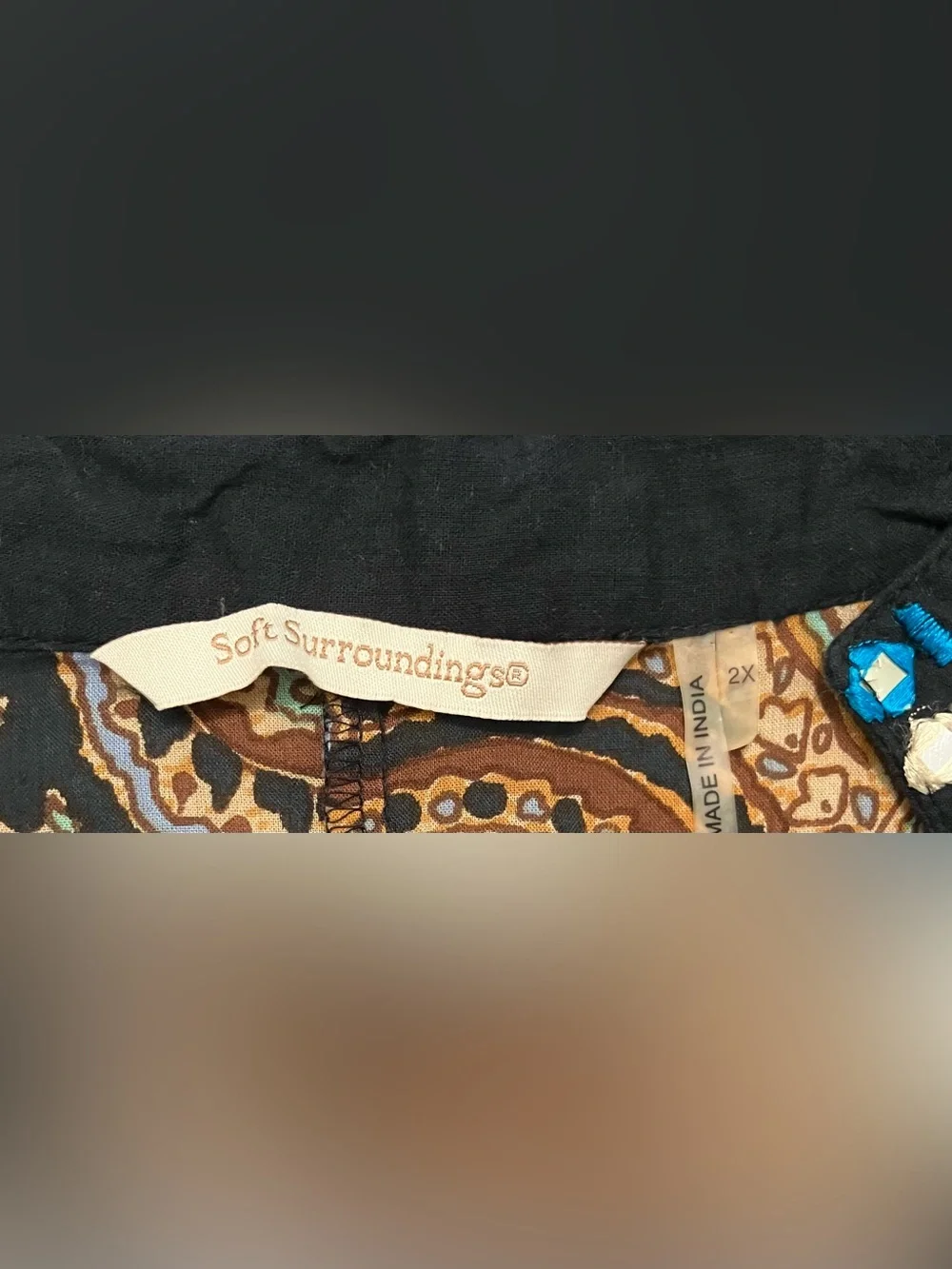 Soft Surroundings Tunic Top Aubrey 2X Blue Black Paisley V-Neck Boho Embroidered - Picture 3 of 12